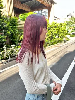 💞🪞ブリーチでつくる暖色ピンクカラー🪞💞 ケアブリーチ+フルカラー+トリートメント+コテ巻き仕上げ