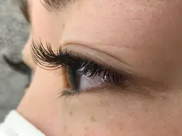 フラットラッシュorセーブルつけ放題(200本まで)オフ無料