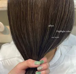 ハイライトカラー🎀Aujuaトリートメント付き