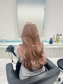 【ダメージを抑えてハイトーンを楽しみたい方！👱🏻‍♀️💞】ケアブリーチダブルカラー➕オリジナルトリートメント🫧