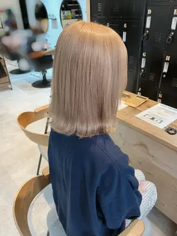 《🍒イヤリングカラー🍒》全体カラー＋耳上ブリーチ＋カラー＋7種トリートメント🧴