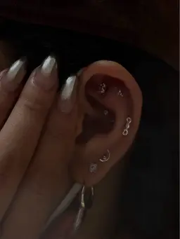 【付け放題】耳つぼジュエリー