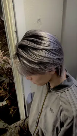 カットブリーチカラー (メンズバレイヤージュ)