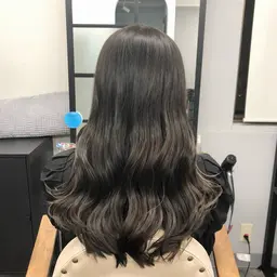 【💐16.17.18日限定💫】カット+オーガニックカラー+コテ巻き仕上げ🤍