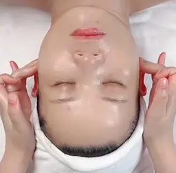 🌹オリジナル小顔コース60分🌹オイルクレンジング→洗顔→小顔ゴットハンドマッサージ→パック→仕上げ