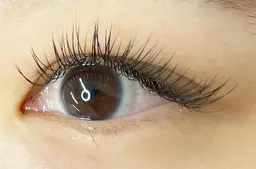 1.マツエクオフありなしどちらでもOK🙆🏻‍♀️100本(両目)※付け足し不可※注意事項をお読みの上ご予約ください