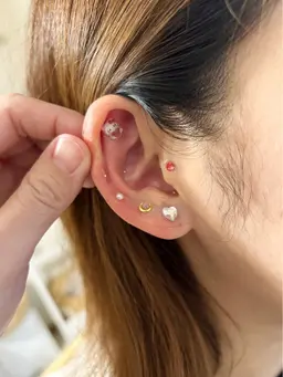 耳ツボジュエリー💎つけ放題！