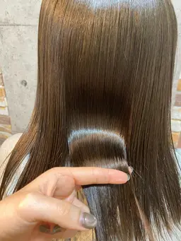 ✨SNSで話題💖髪質改善トリートメント✨(シャンプー・ブロー込み)