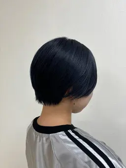 【ブルベさん必見🩵】ツヤ感ブルベカラー💙🐬🐳🌍🎽🚙