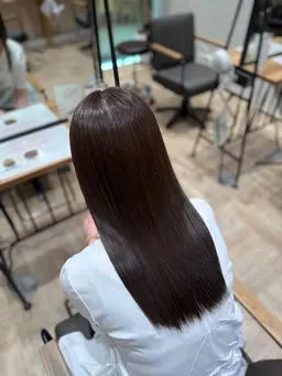 【𝗺𝗶𝗻𝗶𝗺𝗼🌺】カラー＆保湿トリートメントorヘッドスパ5分