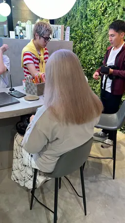 【minimo特別価格💍】cut➕ケアブリーチ使用⭐️W color(シャンプーブロー込み🧴🫧)