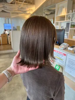 ✨️カット+ブリーチなしワンカラー✨️ショート・ミディアム(3cm以上切っても大丈夫な方)