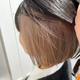 【初ブリーチおすすめ🐝🍯】インナー or イヤリングカラー＋カット＋うる艶トリートメント