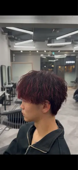 【⚜️メンズ限定⚜️】カット＋ツイストスパイラルパーマ＋保湿トリートメント＋ワンカラー