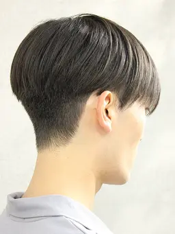 パーマ落とし(カット無し)　￥6600