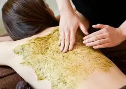 【背中ニキビに】背中ハーブピーリング＋シェービング＋パック¥9500✨