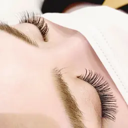 【8.11日 2名様限定】マツエクモデル🎀　担当:小島