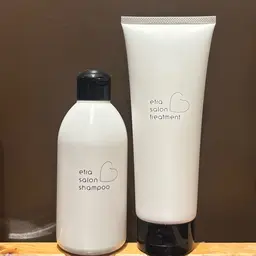 🩷カット縮毛矯正＆持ち帰りサロントリートメント✨