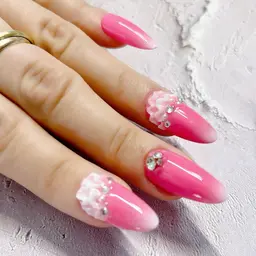 【オフなし】ロングチップジェル長さ出し＋【画像のアート】