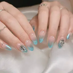 【ミラーネイル】シンプルだけど華やかに✨光沢感たっぷりキラキラミラー💿