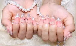 🌸フレンチ&マグネット&グラデー+4本デザイン/初回自爪オフ無料