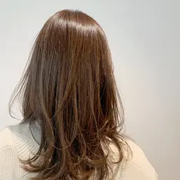 【透明感カラーにチェンジしたい方】カラー+3ステップうる艶トリートメント付きブロー代込)