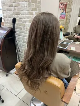 🐨ブリーチリタッチカラー🐨イルミナカラーオーガニックカラーに変更＋¥2000