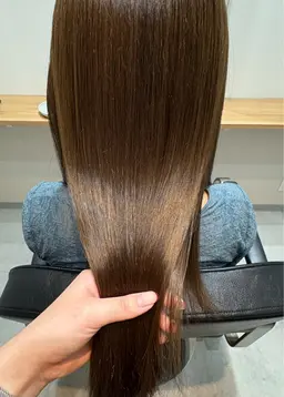 カット＋艶髪縮毛矯正＋TOKIOトリートメント✨️