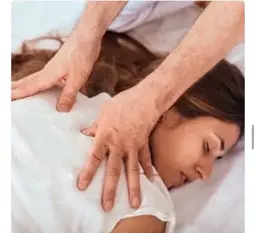 【忙しいあなたの隙間時間に!】 上半身もみほぐしマッサージ30分￥3200［首/肩/腰痛/むくみ］