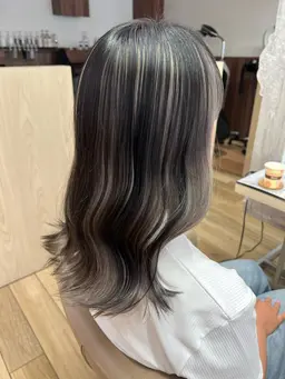 🦋髪質改善カラー🦋 イルミナ&アディクシーカラー➕髪質改善トリートメント(5~11step)