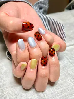 【オフ無料】持ち込み3​〜​5本デザイン他ワンカラーorマグ✨※手描き・3Dある場合別メニューになります！