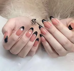 フレンチネイル ¥ 5500