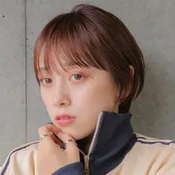 🫦さわりたくなる透明感🫦　ショートカット+1カラー