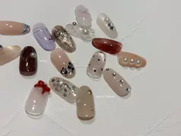 ˗ˏˋ 迷ったらコレ‼︎ˎˊ˗ IZUMIお任せ◎さりげないニュアンス×個性アートネイル🎨