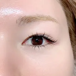 上下まつげパーマ〈コーティング付〉¥6,500+指名料¥300 ※オフ不可※