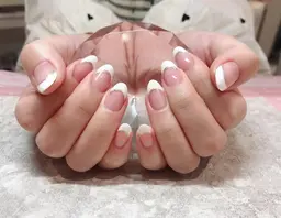 『2級持ちネイリスト』☀️カラーグラデーション、フレンチ☀️¥4200➕オフ¥660