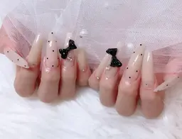 🎀新店ワンホンネイル🎀/自爪オフ無料★/長さ出しワンカラーネイル or 660円のパーツ付き放題