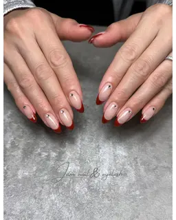 ハンドorフット🩶フレンチネイル🩶（オフ無）