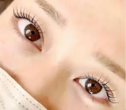 【パリジェンヌ】他店で満足できなかった方必見🛼リラックス空間で丁寧なカウンセリングとしっかり施術で長持ち満足！