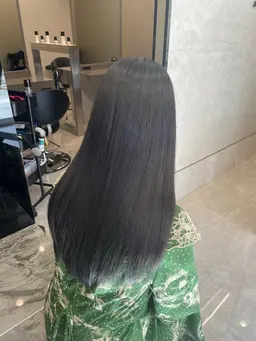 【とにかく良いものを】カット➕最高級美髪矯正➕トリートメント