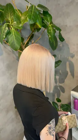 バッサリボブカット‪✂︎‬＋3stepクイックトリートメント✨