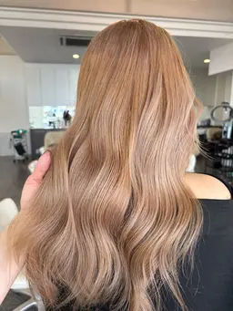 【新規限定】全体ブリーチ＋カラー+ライトトリートメント