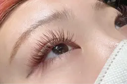 ○12月末迄＊フラットラッシュ140本​〜​160本つけ放題/カラー変更可/オフ無/他店様リペア可//指名料(¥550)込