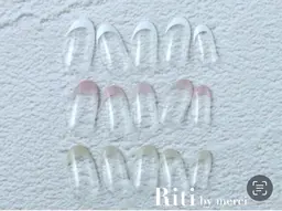 オフありフレンチ（ワンカラーフレンチは＋500）（お直しがある場合は別途料金必ずメッセージ下さい）