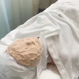 【フェイシャル】＋石膏で固まるぽかぽかクレイマスク❤️‍🔥＋栄養たっぷりクリーム🍼