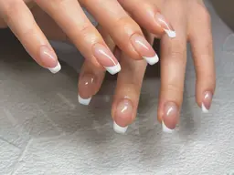 【ハンド💅フレンチ】　※甘皮ケア・オフ込み