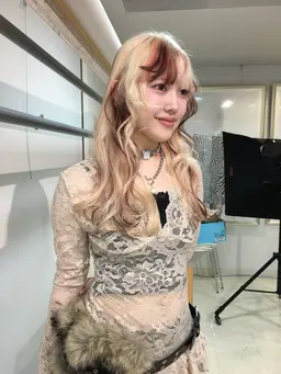 【平日1名様限定】カット➕ブリーチ➕ローライトデザインカラー🖤