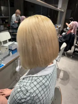 ブリーチリタッチ(3センチ以内)＋オンカラー(メンズも大歓迎！)