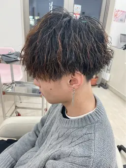 限定1名様🖤メンズカット+縦落ちツイストスパイラルパーマ➰モデル募集💁🏻
