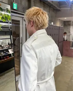 💫メンズ限定フルコースメニュー ケアブリーチ+カラー+炭酸シャンプー+眉カット